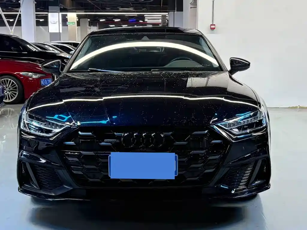 Audi A7L 2023 — фото 2