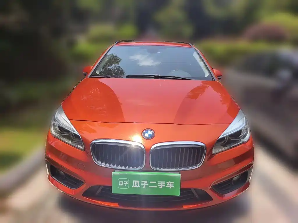 BMW 2 Series Active Tourer 2017 — фото 24