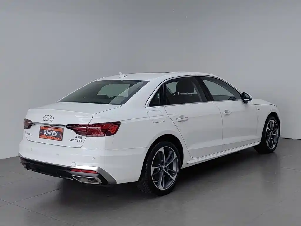 Audi A4L 2021 — фото 2