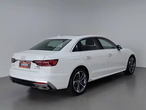 Audi A4L 2021