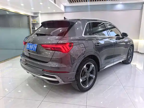Audi Q3 2023