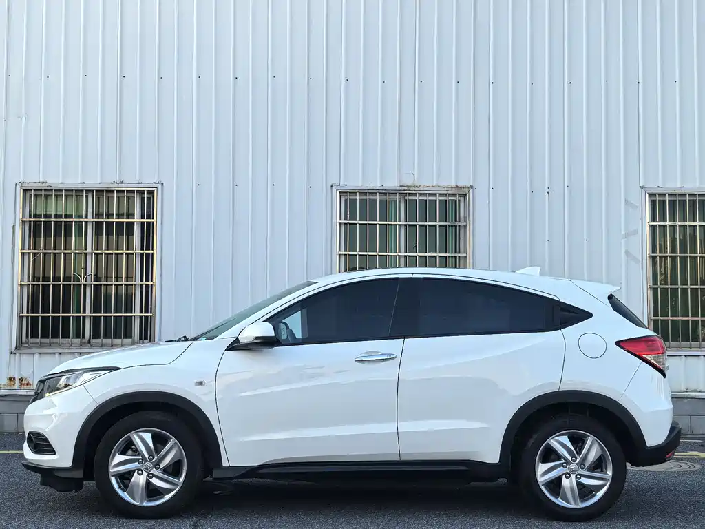 Honda Vezel 2022 — фото 12