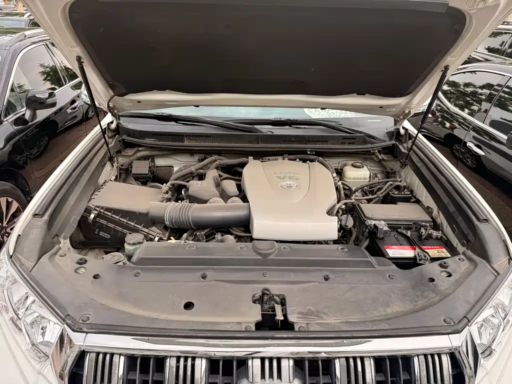 Toyota Prado 2019 — фото 18