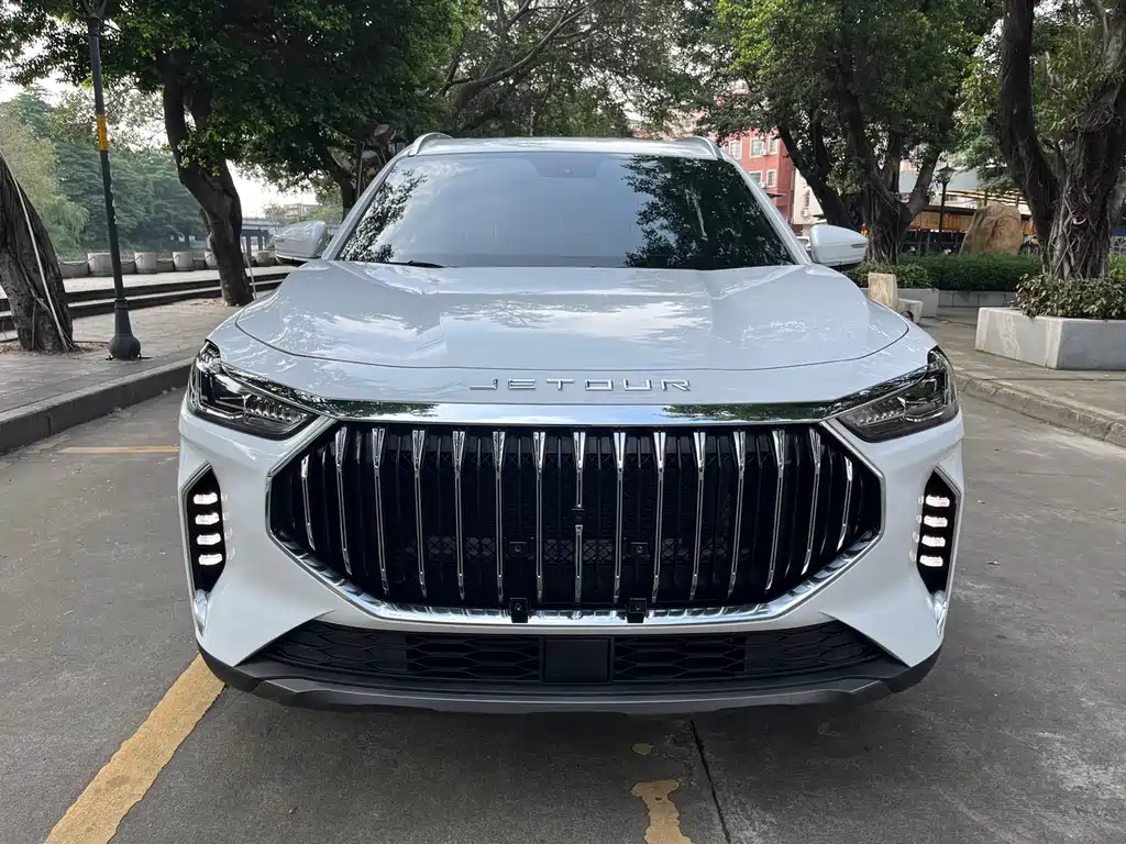 Jetour X70 PLUS 2025 — фото 2