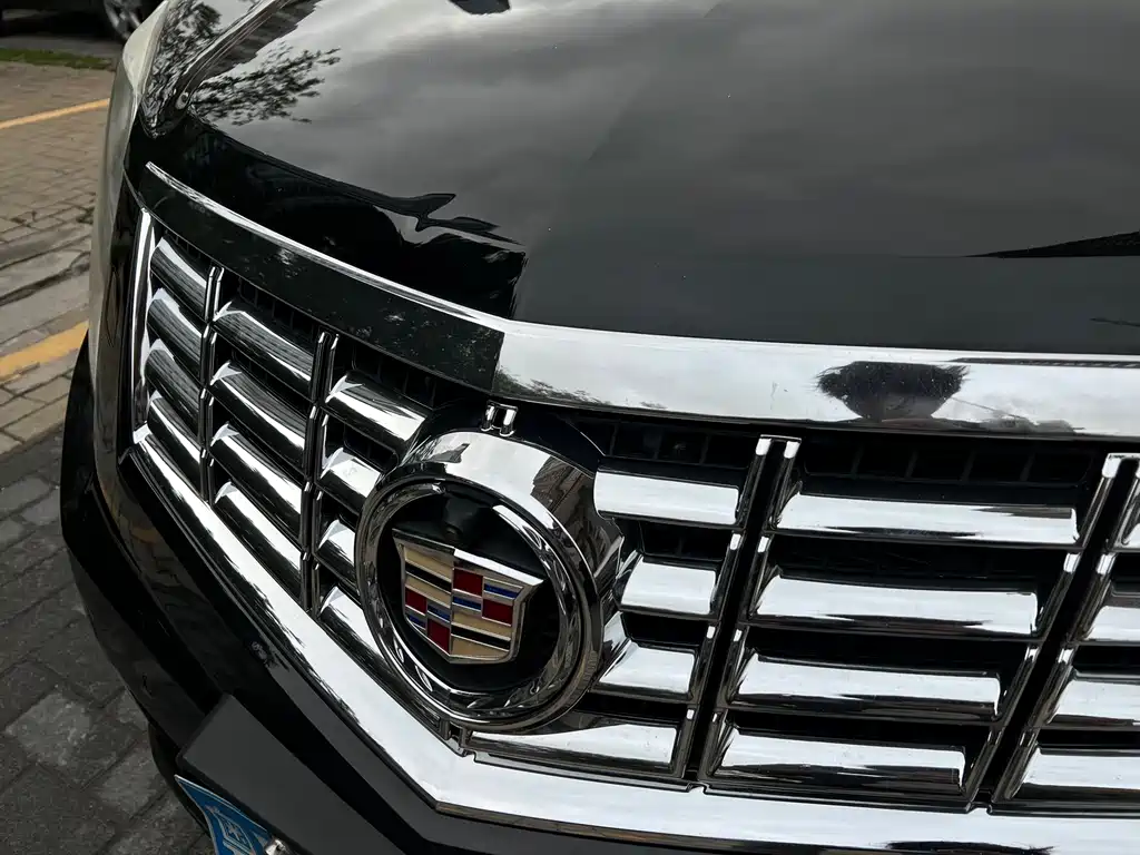 Cadillac SRX 2014 — фото 15