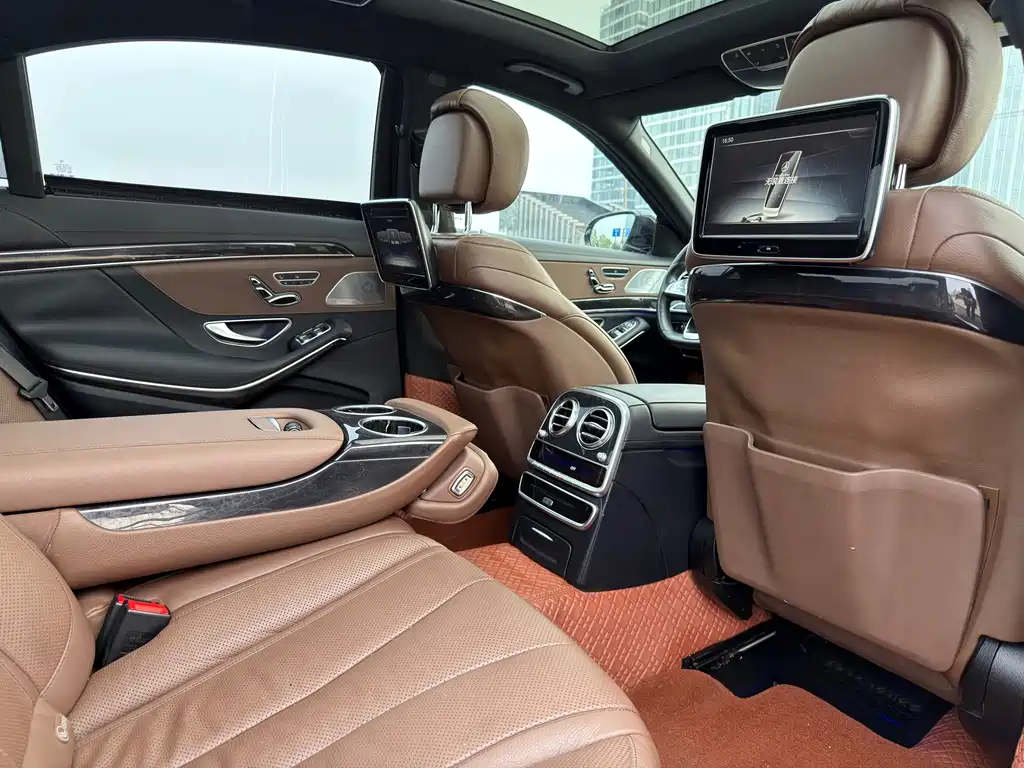 Mercedes-Benz S-Class 2017 — фото 20