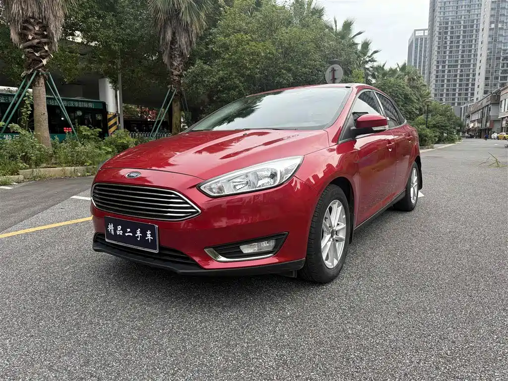 Ford Focus 2017 — фото 1