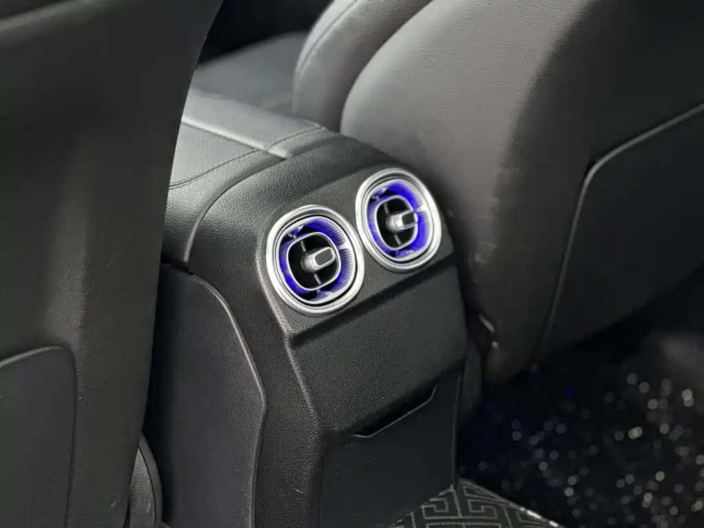 Mercedes-Benz C-Class 2021 — фото 15