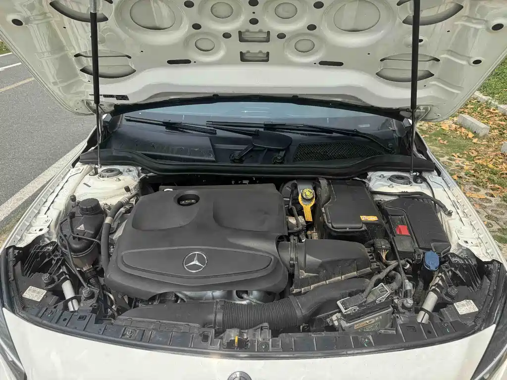 Mercedes-Benz GLA 2016 — фото 14