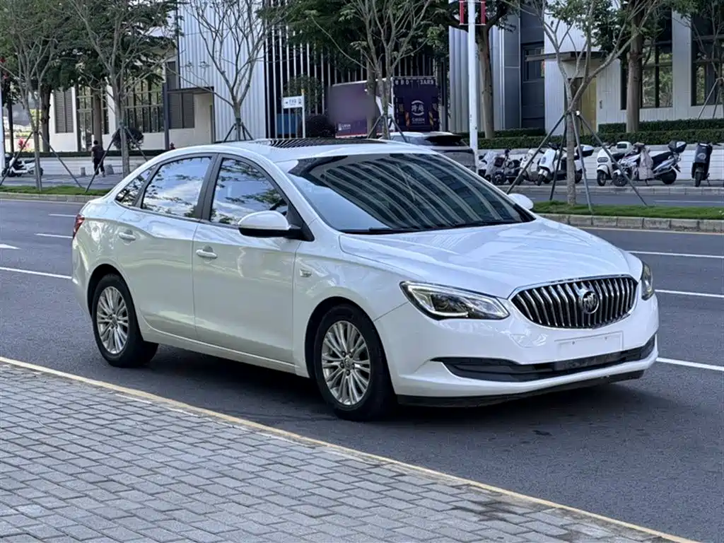 Buick Excelle 2016 — фото 25