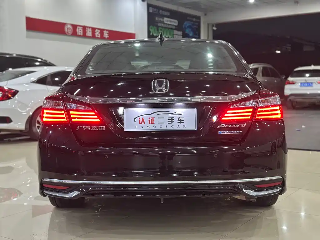 Honda Accord 2017 — фото 6