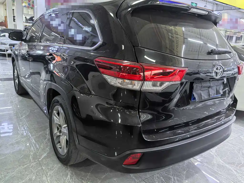 Toyota Highlander 2019