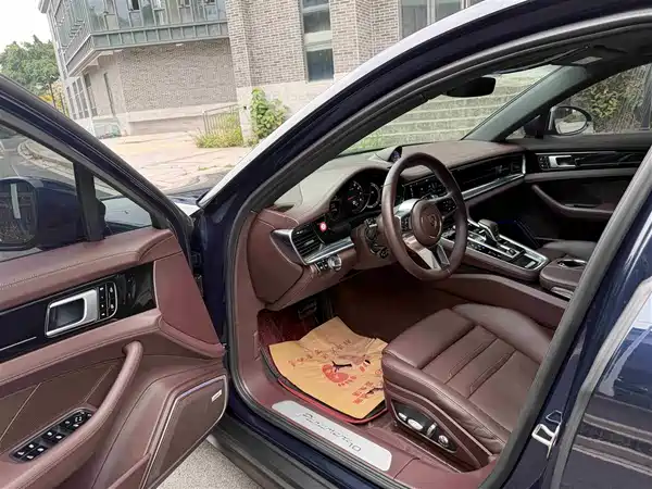 Porsche Panamera 2020