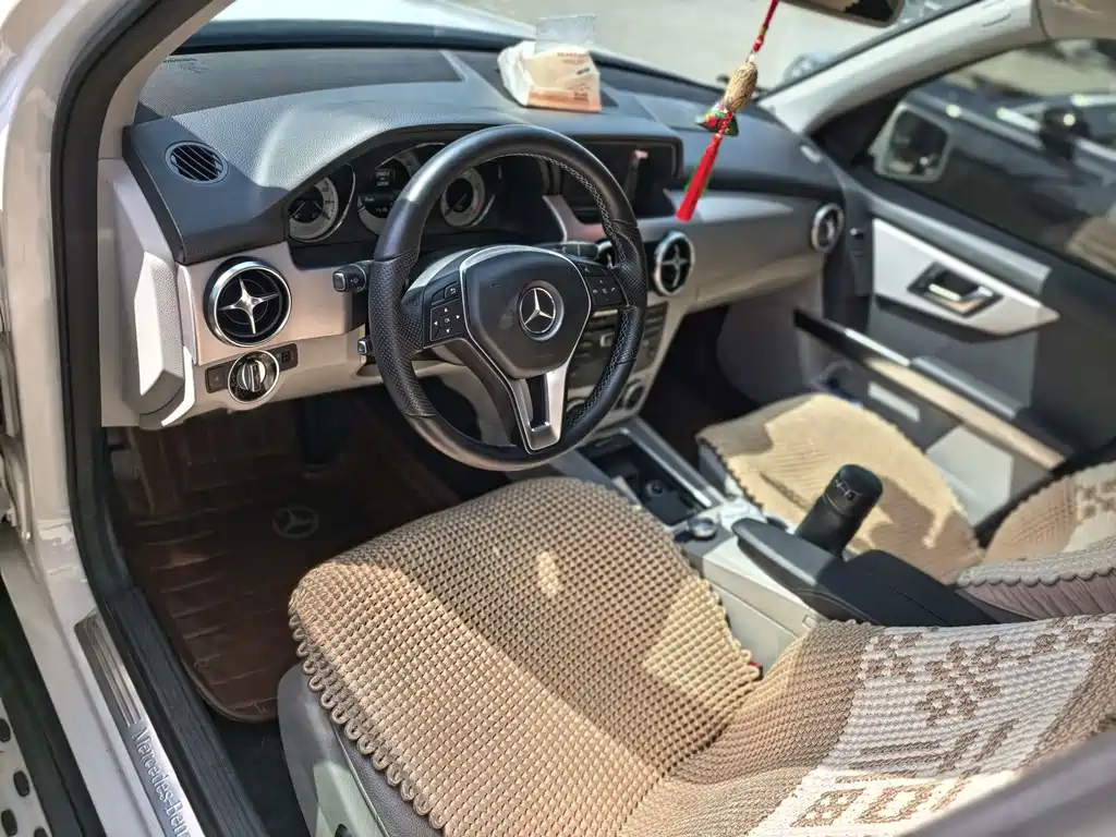 Mercedes-Benz E-Class 2023 — фото 13