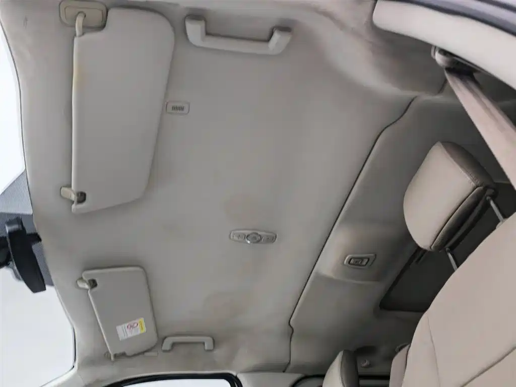 Ford Tourneo 2017 — фото 14