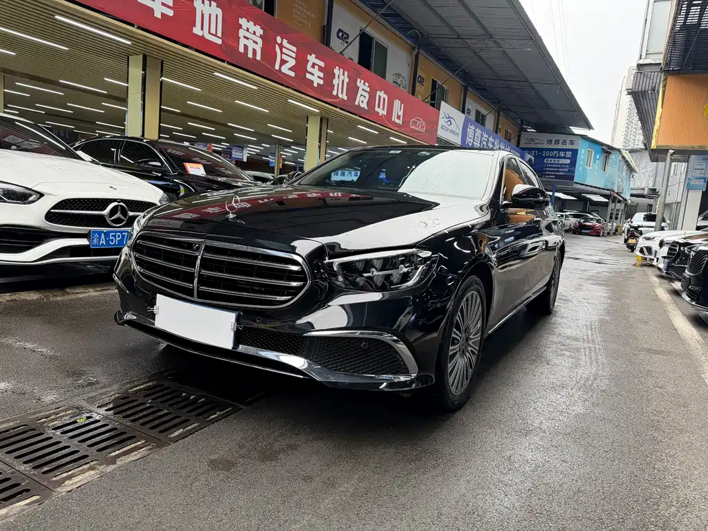 Mercedes-Benz E-Class 2023 — фото 1