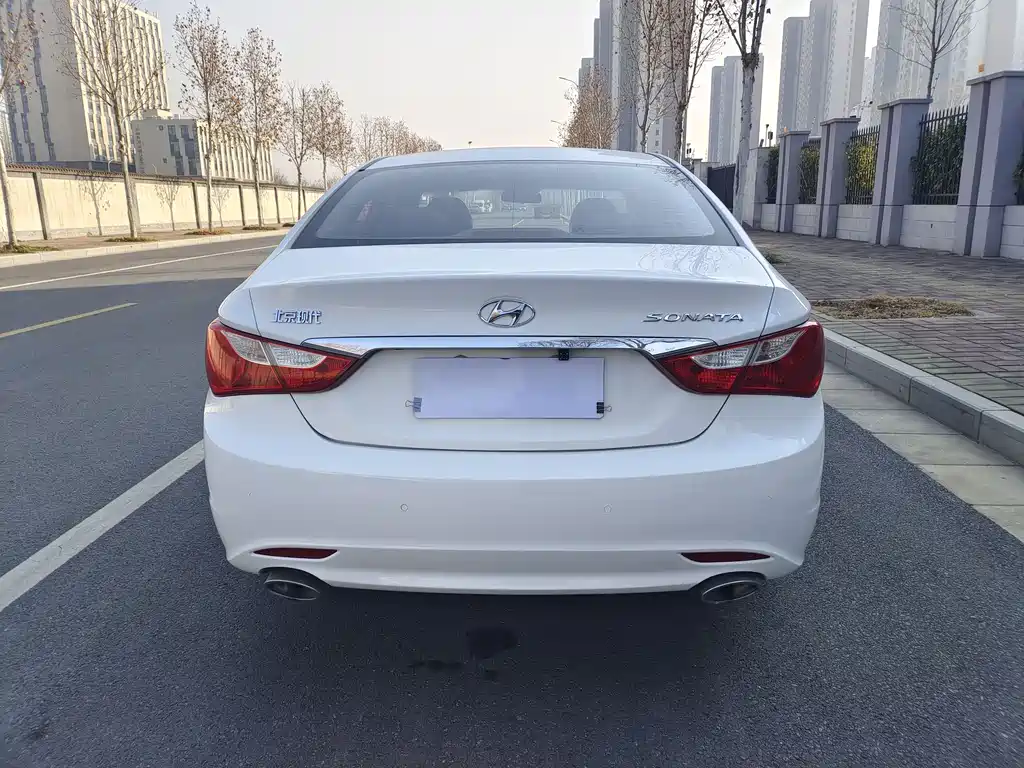 Hyundai Sonata 2016 — фото 15