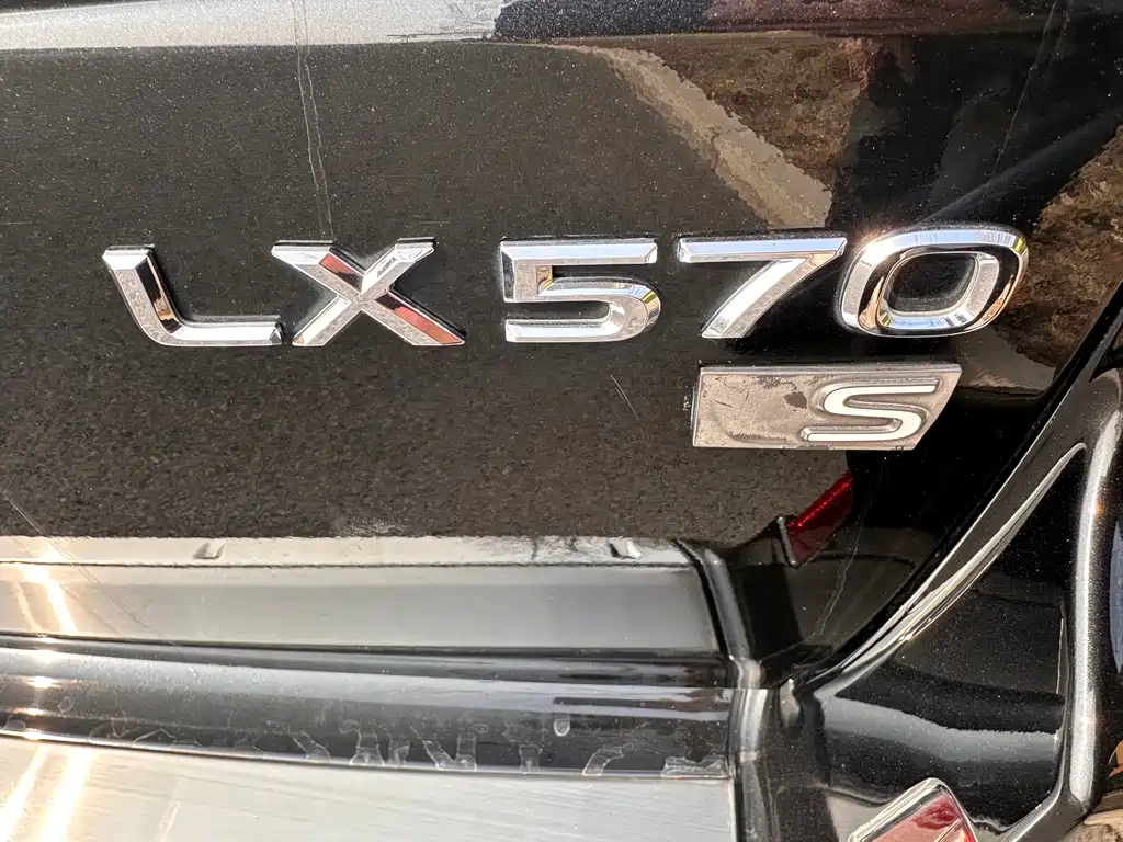 Lexus LX 2015 — фото 9