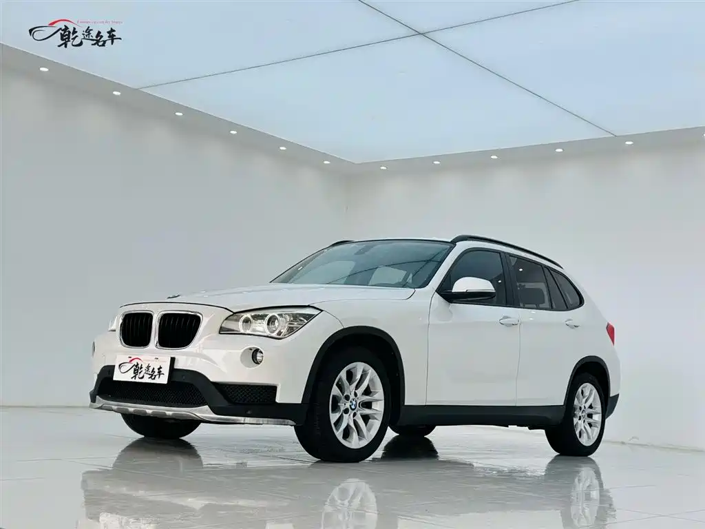 BMW X1 2016 — фото 1