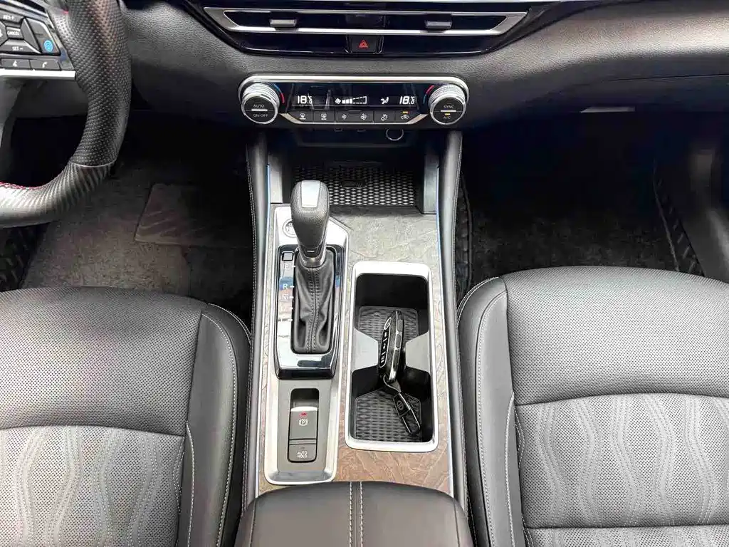Nissan Teana 2022 — фото 12