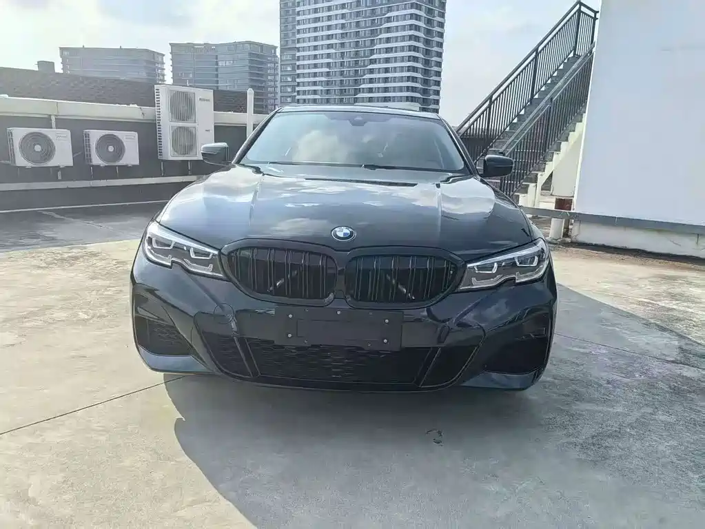BMW 3 Series 2021