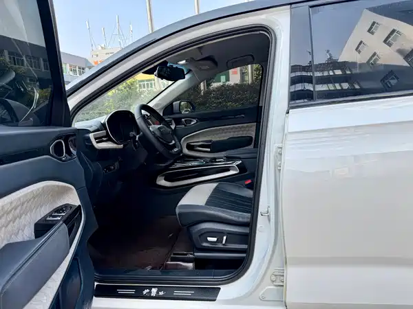 Baojun RM-5 2019
