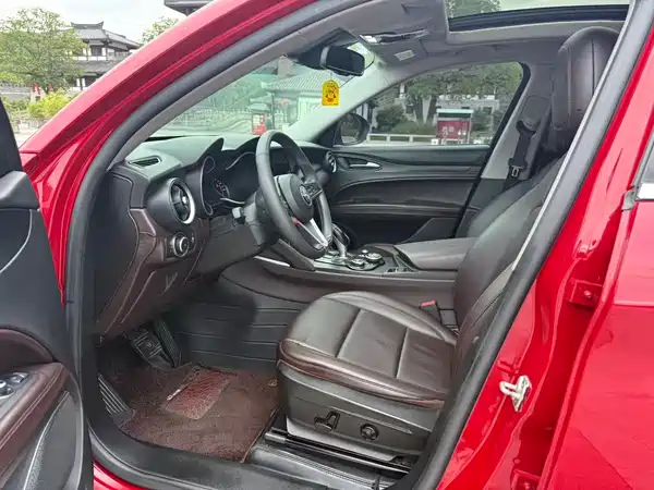 Alfa Romeo Stelvio 2018