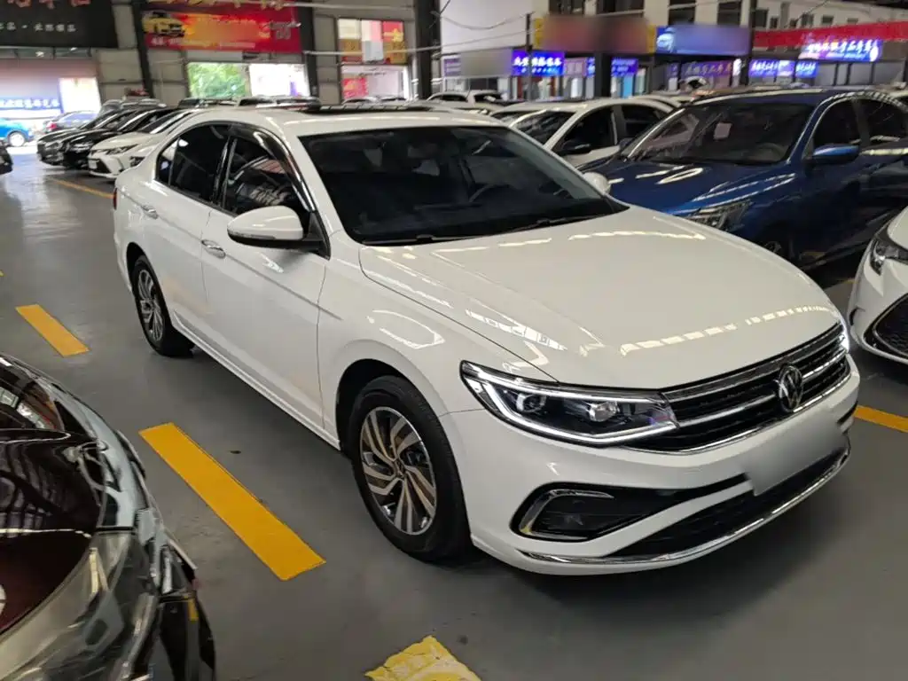Volkswagen Bora 2024