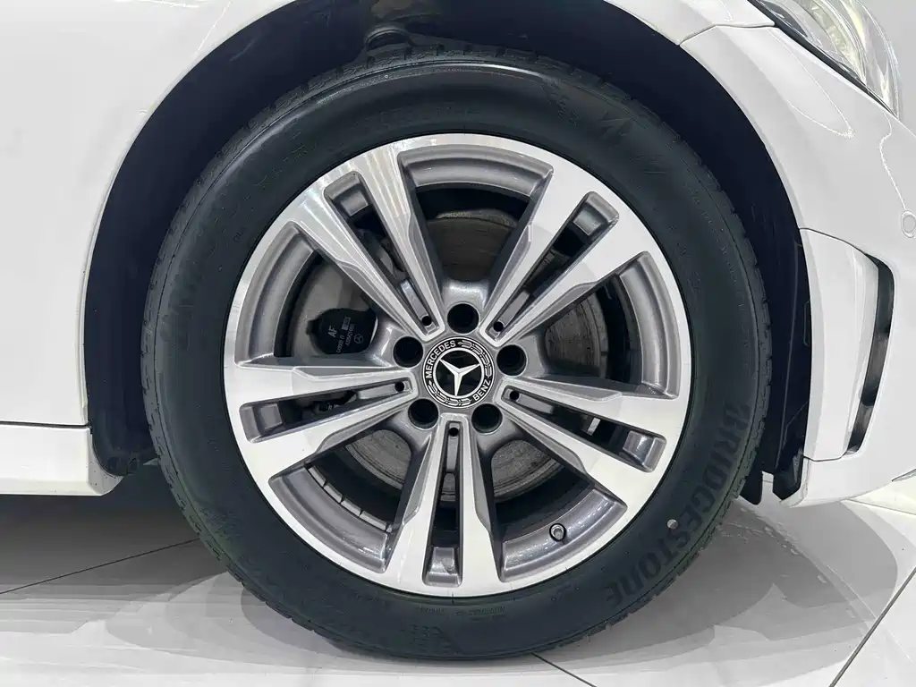 Mercedes-Benz C-Class 2021 — фото 20