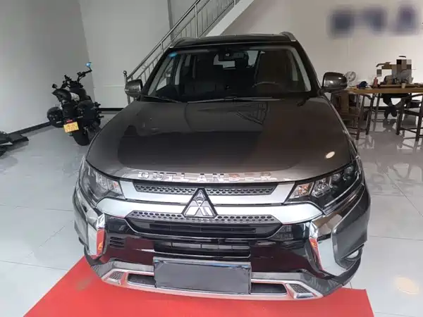 Mitsubishi Outlander 2019