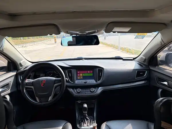 Roewe 360 2017