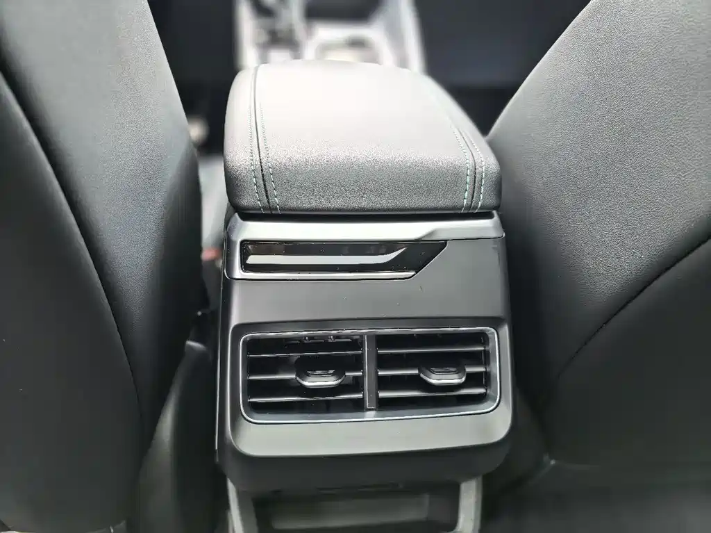 Geely Xingrui 2023 — фото 11
