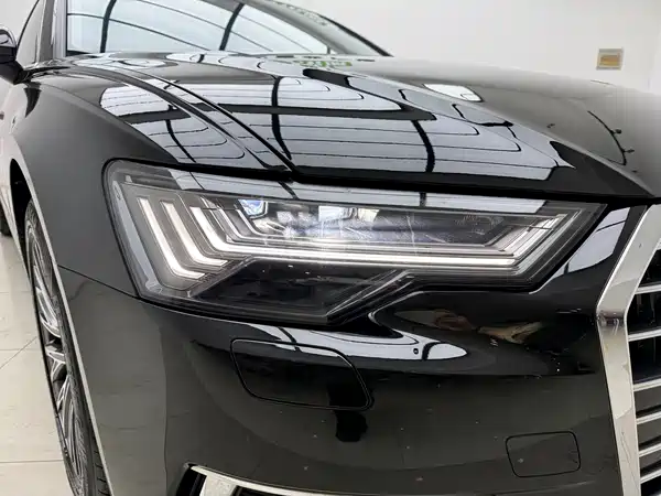 Audi A6L 2020
