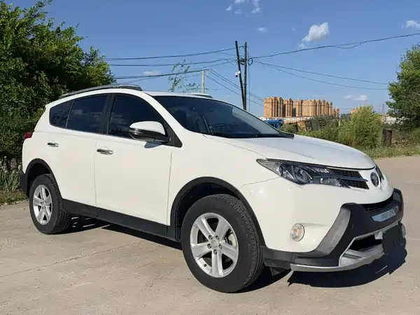 Toyota RAV4 2013