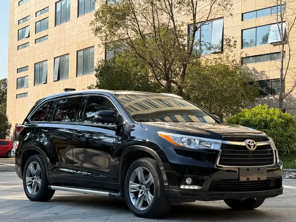 Toyota Highlander 2016 — фото 3