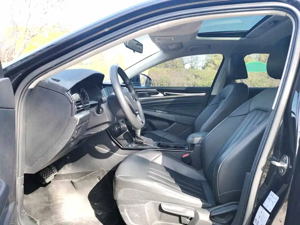 Volkswagen Passat 2021