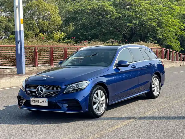 Mercedes-Benz C-Class 2020