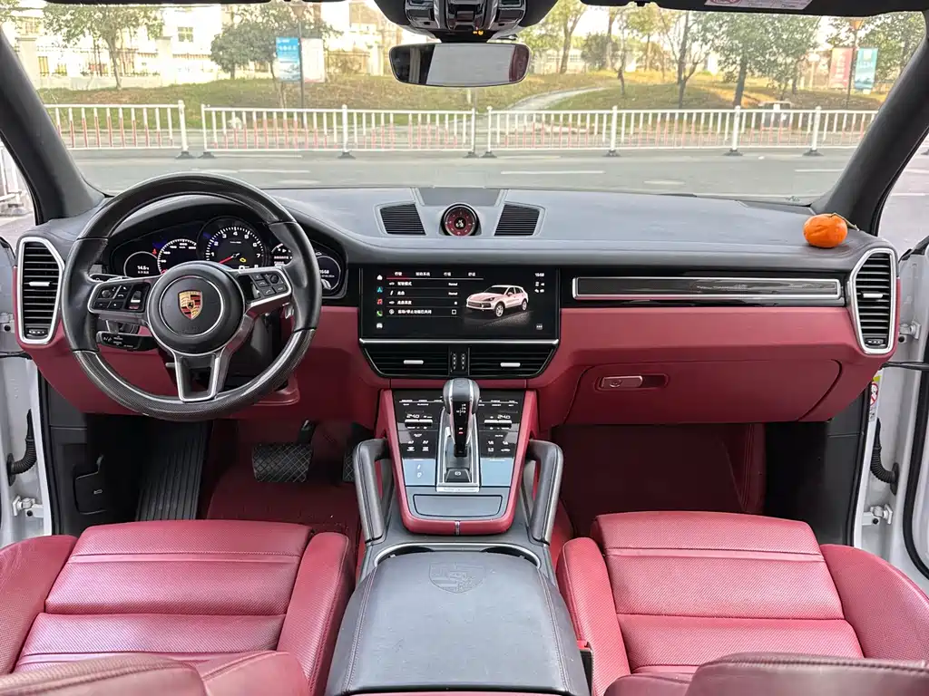 Porsche Cayenne 2023 — фото 15