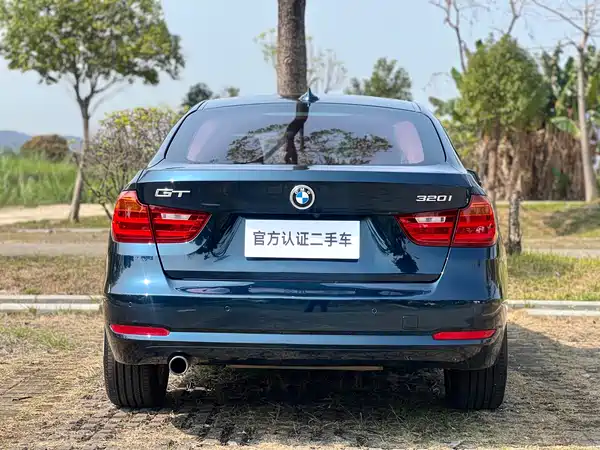 BMW 3 Series GT 2013