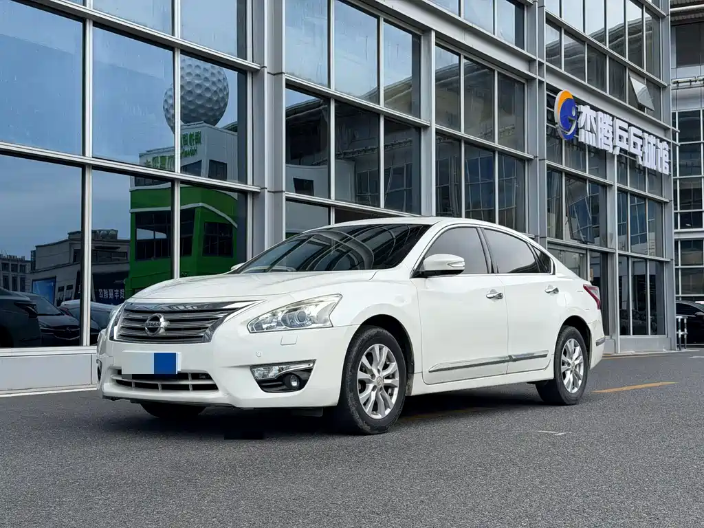 Nissan Teana 2013