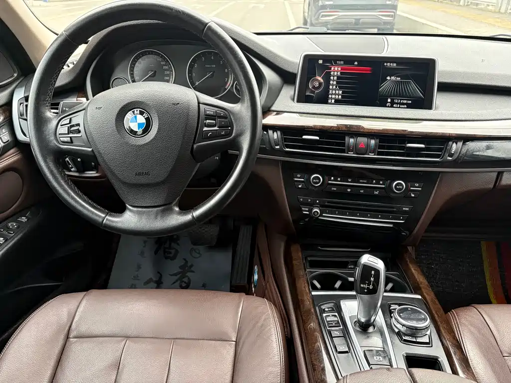 BMW X5 2015 — фото 15
