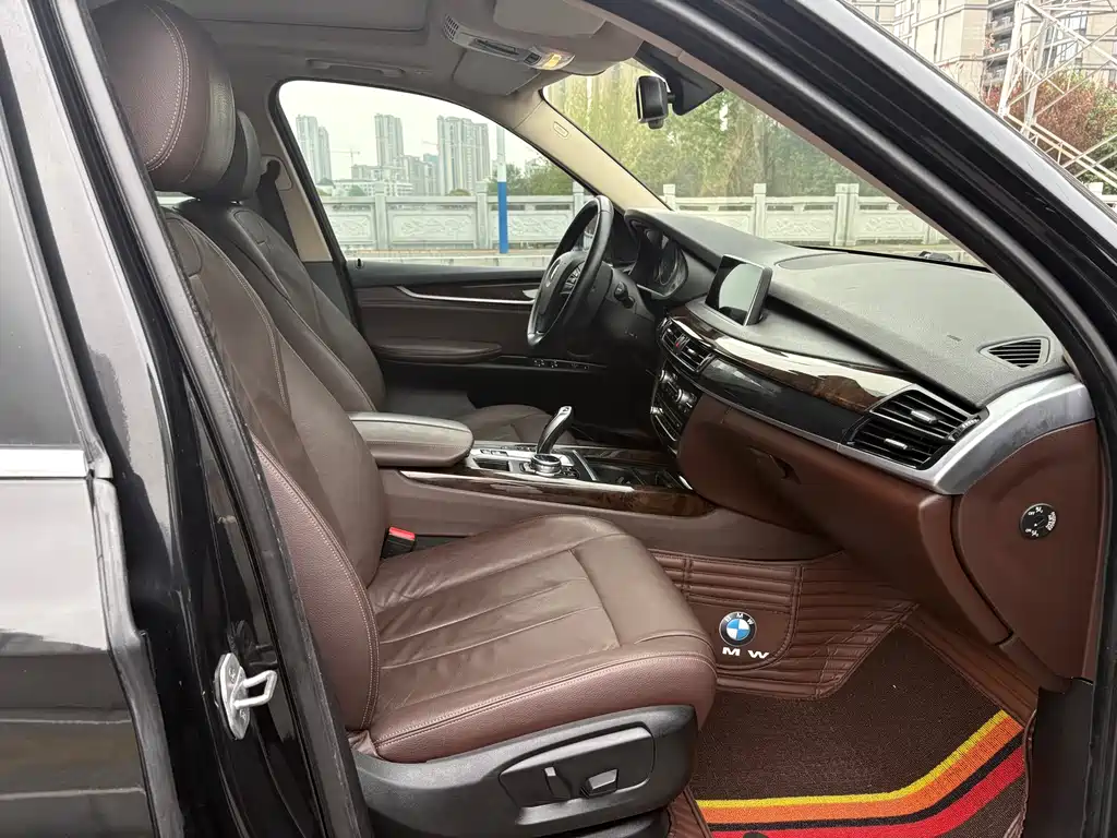 BMW X5 2015 — фото 11