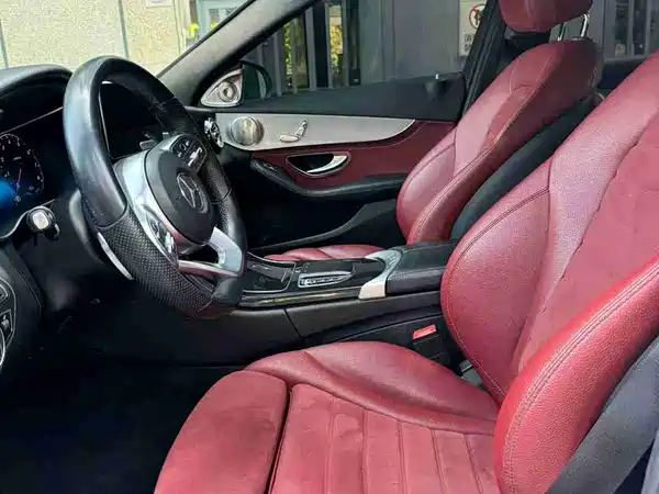 Mercedes-Benz C-Class 2021
