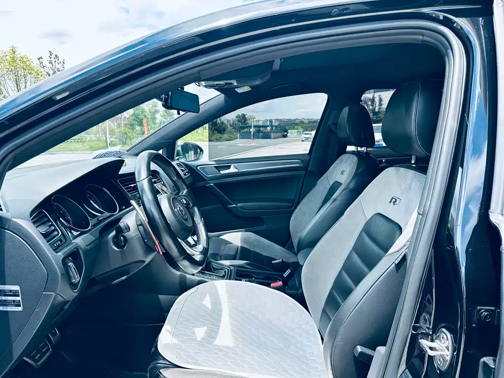 Volkswagen Golf 2016