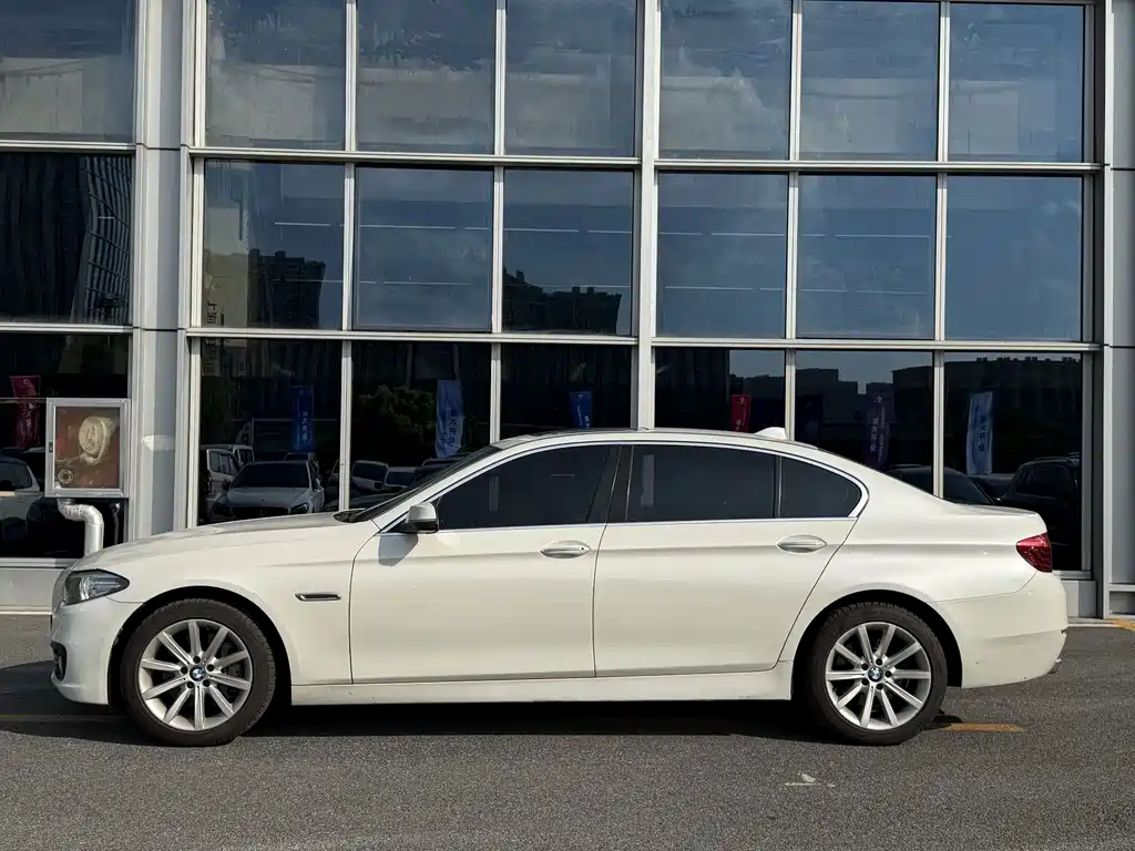 BMW 5 Series 2015