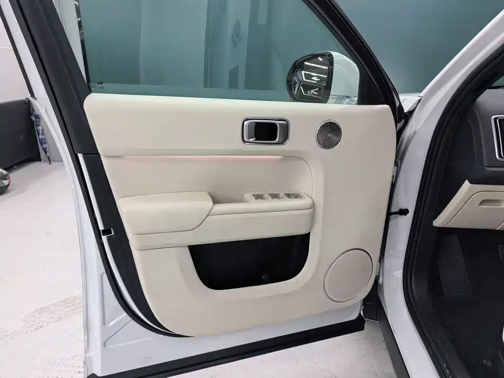Li Auto Li L7 2025