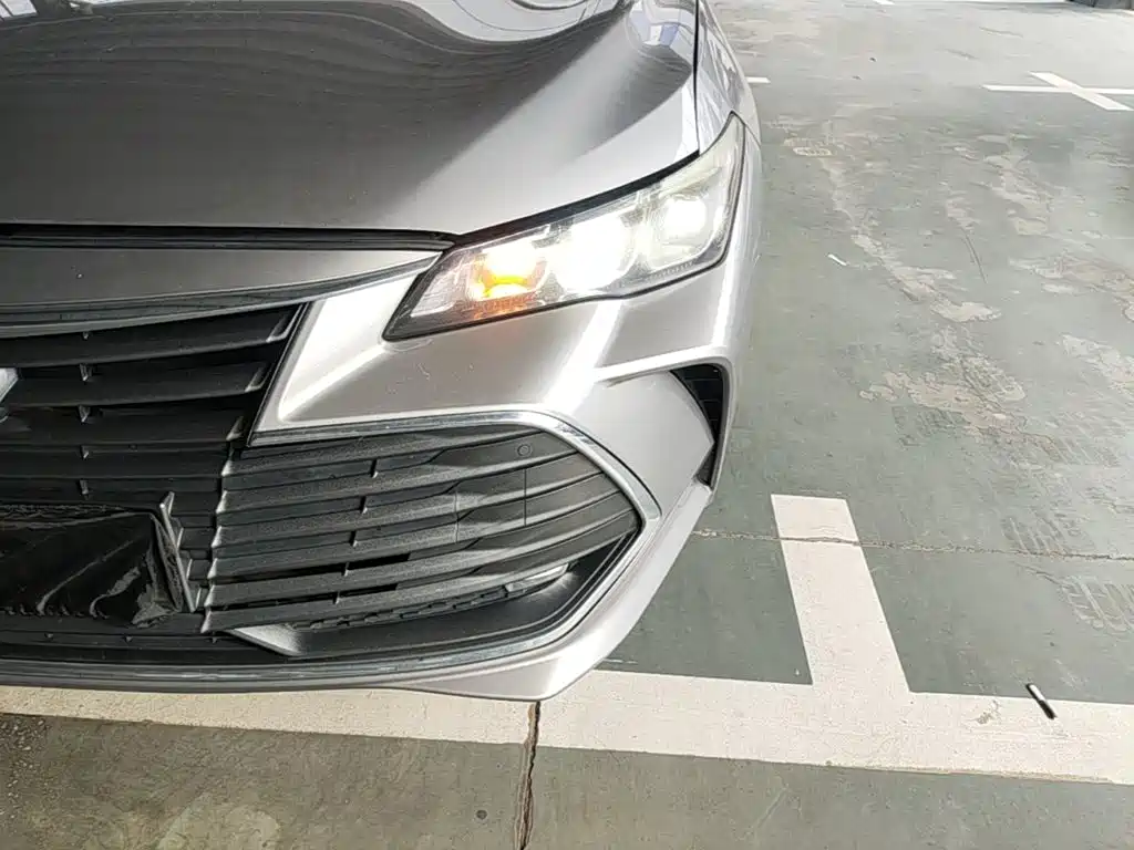 Toyota Avalon 2022 — фото 24