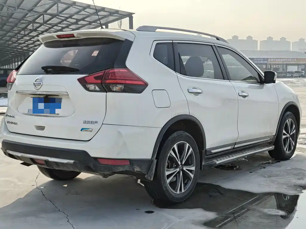 Nissan X-Trail 2017 — фото 9