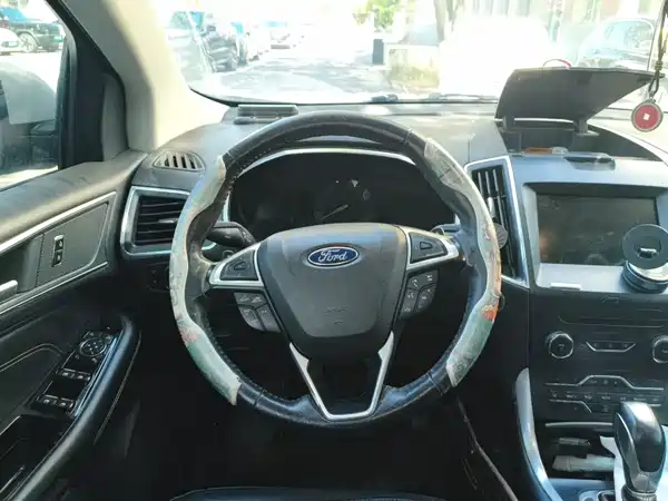 Ford Edge 2016