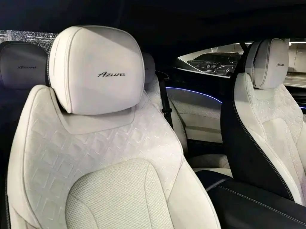 Bentley Continental 2023 — фото 8